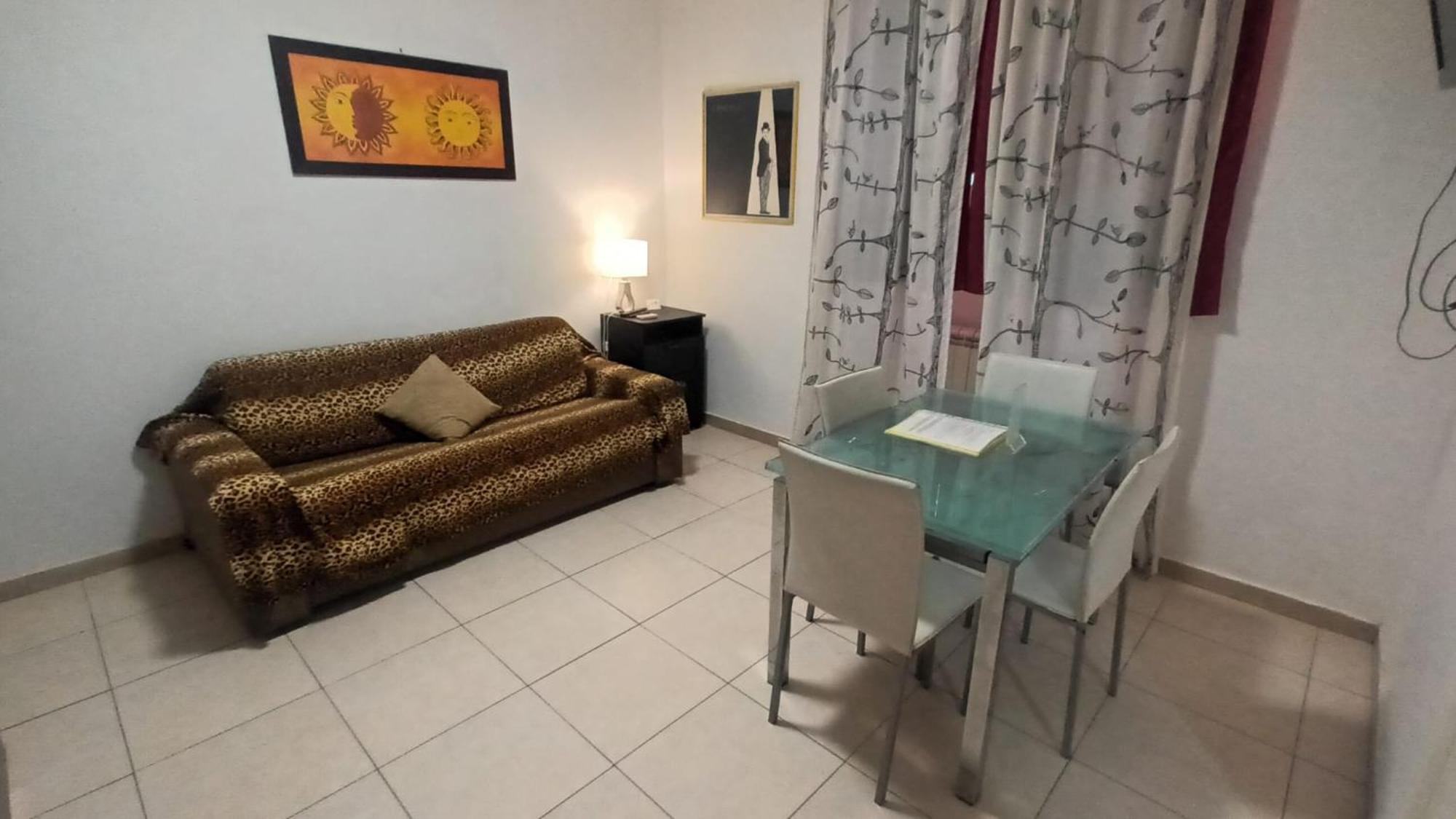 רומא Olimpo Apartments St John In Lateran מראה חיצוני תמונה
