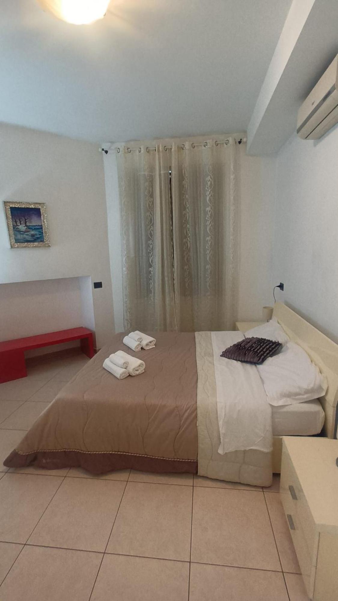 רומא Olimpo Apartments St John In Lateran מראה חיצוני תמונה
