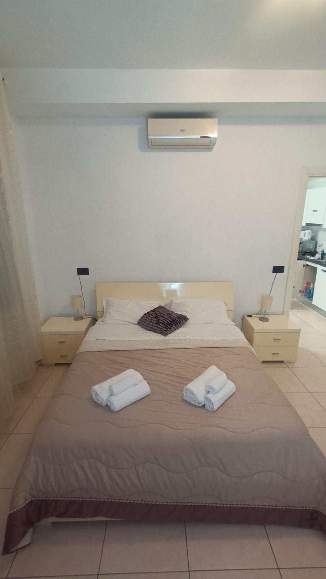 רומא Olimpo Apartments St John In Lateran מראה חיצוני תמונה
