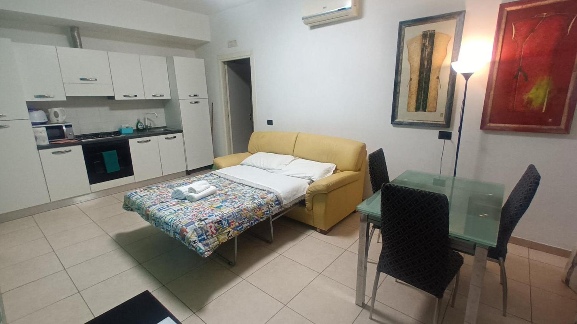 רומא Olimpo Apartments St John In Lateran מראה חיצוני תמונה