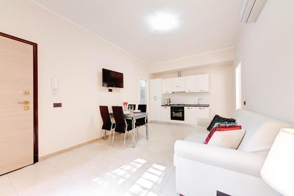 רומא Olimpo Apartments St John In Lateran מראה חיצוני תמונה